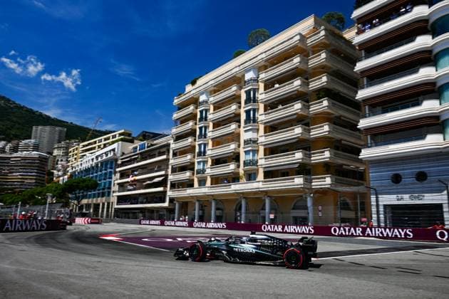 F1 Grand Prix of Monaco - Qualifying George Russell of the Mercedes-AMG Petronas Formula One Team drives the Mercedes W16 during a practice session at the FIA Formula One World Championship, WM, Weltmeisterschaft F1 Monaco Grand Prix in Monte Carlo, Monaco, on May 24, 2025. Monte Carlo Monaco  Copyright: xLucaxBarsalix originalFilename:barsali-notitle250524_npuFQ.jpg