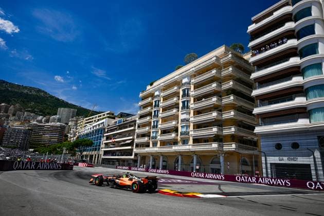 F1 Grand Prix of Monaco - Qualifying Lando Norris of the McLaren Formula 1 Team drives the McLaren Mercedes MCL39 during a practice session at the FIA Formula One World Championship, WM, Weltmeisterschaft F1 Monaco Grand Prix in Monte Carlo, Monaco, on May 24, 2025. Monte Carlo Monaco  Copyright: xLucaxBarsalix originalFilename:barsali-notitle250524_np3M7.jpg