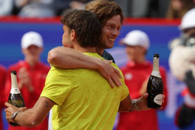 GER, Hamburg, xFSx , ATP 500 , Mens Tennis Tournament Bitpanda Hamburg Open 2025, Final Mens Singles , 24 05 2025 Andrey Rublev RUS and Flavio Cobolli ITA are looking forward to Copyright: HMBxMedia FernandoxSoares
