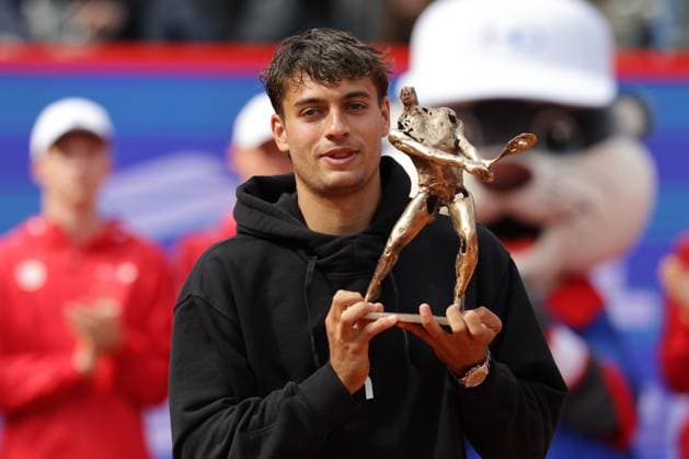 GER, Hamburg, xFSx , ATP 500 , Mens Tennis Tournament Bitpanda Hamburg Open 2025, Final Mens Singles , 24 05 2025 Flavio Cobolli ITA with Trophaee Copyright: HMBxMedia FernandoxSoares