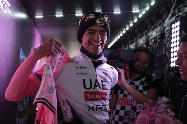 Del Toro Romero Isaac of Uae Team Emirates Xrg, pink jersey, the stage 14 of the Giro d™Italia from Treviso to Nova Gorica Gorizia, Slovenia - Saturday, May 24, 2025. - cycling.  Copyright: xGianxMattiaxD Alberto LaPressex