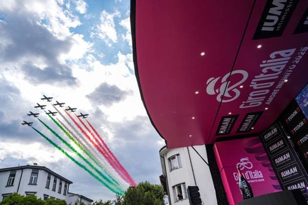 tricolour arrows the stage 14 of the Giro d™Italia from Treviso to Nova Gorica Gorizia, Slovenia - Saturday, May 24, 2025. - cycling.  Copyright: xGianxMattiaxD Alberto LaPressex