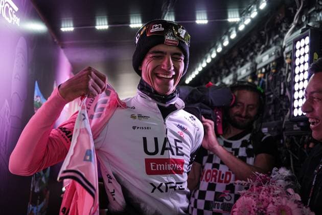 Del Toro Romero Isaac of Uae Team Emirates Xrg, pink jersey, the stage 14 of the Giro d™Italia from Treviso to Nova Gorica Gorizia, Slovenia - Saturday, May 24, 2025. - cycling.  Copyright: xGianxMattiaxD Alberto LaPressex