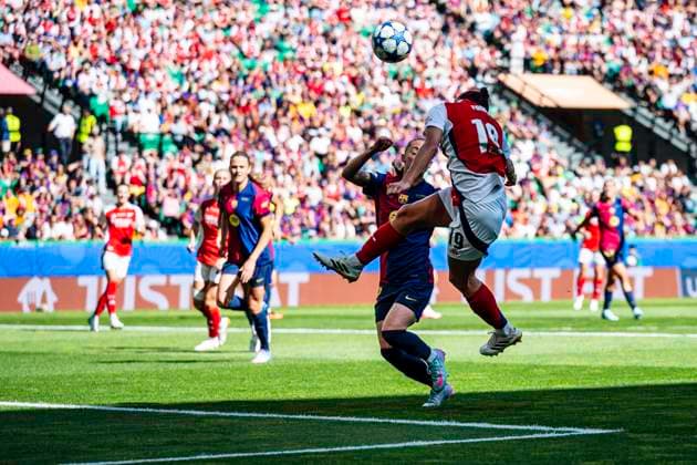 May 24, 2025, Lisbon, Lisbon, Portugal: Caitlin Foord of the team Arsenal takes a shot on goal during the Women s Champions League Final,between Arsenal v Barcelona at Alvalade stadium,may 24, 2025 Lisbon Portugal - ZUMAr200 20250524_zsp_r200_014 Copyright: xNunoxReisinhox