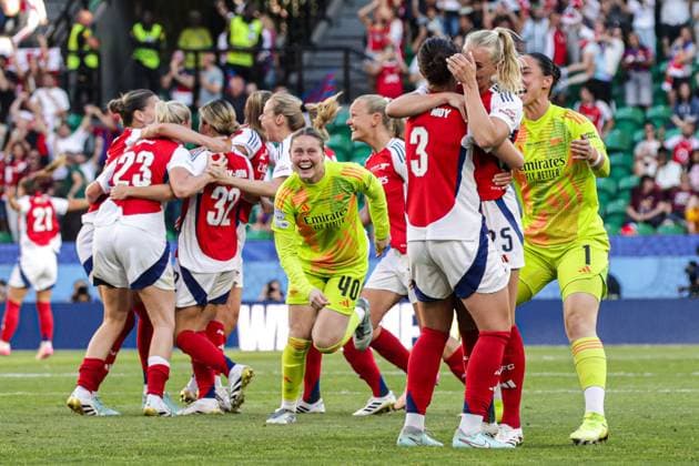 2025-05-24 FC Barcelona, Barca v Arsenal WFC - UEFA Women s Champions League Final LISBON, PORTUGAL - MAY 24: players of Arsenal Women FC celebrate the win during the UEFA Women s Champions League Final match between FC Barcelona and Arsenal WFC at Estadio Jose Alvalade on May 24, 2025 in Lisbon, Portugal. (Photo by Leiting Gao BSR Agency) Lisbon Portugal Content not available for redistribution in The Netherlands directly or indirectly through any third parties. Copyright: xBSRxAgencyx