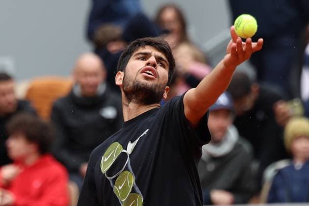 Roland Garros 2025 Grigor Dimitrow during training before Roland Garros 2025 tennis tournament in Paris France on 24 May 2025. Paris France  Copyright: xFotoxOlimpikx originalFilename:jastrzebowski-rolandga250524_npw7p.jpg