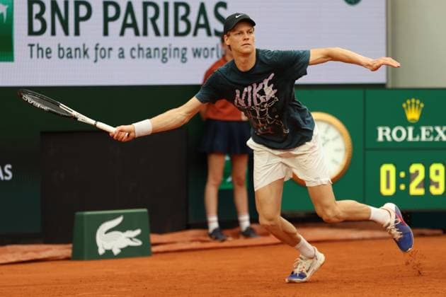 Roland Garros 2025 Grigor Dimitrow during training before Roland Garros 2025 tennis tournament in Paris France on 24 May 2025. Paris France  Copyright: xFotoxOlimpikx originalFilename:jastrzebowski-rolandga250524_npzhQ.jpg