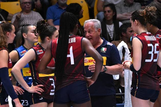 Coach Velasco during time out of Italy during the match Italy vs Turkey at Pala Panini Modena 24may2025 , AIA AeQuilibrium Cup Women Elite.  Copyright: xDuilioxDellaxLibera IPAxSportx xipa-agency.netx xx IPA_58200555 IPA_Agency_IPA58200555