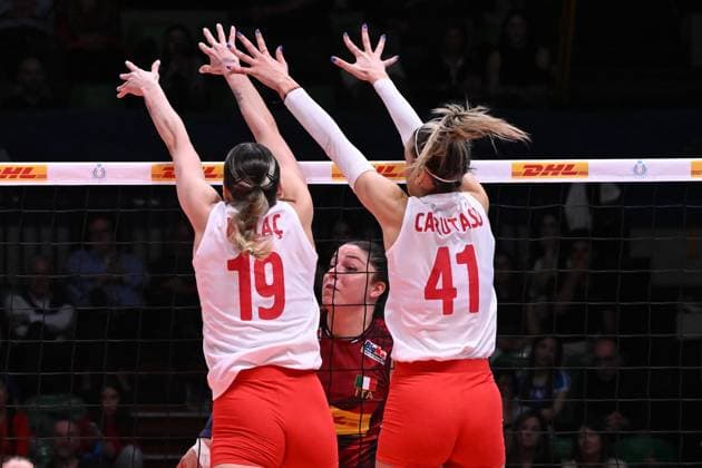 Block of Turkey during the match Italy vs Turkey at Pala Panini Modena 24may2025 , AIA AeQuilibrium Cup Women Elite.  Copyright: xDuilioxDellaxLibera IPAxSportx xipa-agency.netx xx IPA_58200509 IPA_Agency_IPA58200509