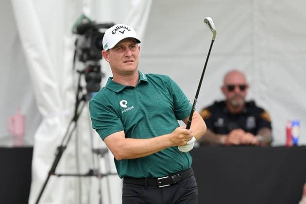 May 24, 2025: Emiliano Grillo hits his tee shot on the 10th hole during the third round of the Charles Schwab Challenge golf tournament at Colonial Country Club in Fort Worth, TX. Cal Media Fort Worth United States of America - ZUMAc04_ 20250524_zma_c04_355 Copyright: xGrayxSiegelx