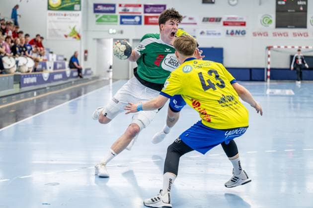 Jugendbundesliga A youth male qualification HSG Dutenhofen Münchholzhausen HC Empor Rostock, 24 05 25 Felix Schneider HSG Dutenhofen Münchholzhausen, 10 , Tim Uhl HC Empor Rostock, 43 Jugendbundesliga A youth male qualification HSG Dutenhofen Münchholzhausen HC Empor Rostock Hüttenberg, 24 05 25 Copyright: xBEAUTIFULxSPORTS Roeczeyx
