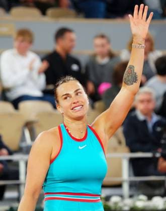 Aryna Sabalenka celebrates her first round win French Open Tennis, Day One, Tennis, Roland Garros, Paris, France - 25 May 2025 EDITORIAL USE ONLY No use with unauthorised audio, video, data, fixture lists, club league logos or live services. Online in-match use limited to 120 images, no video emulation. No use in betting, games or single club league player publications. Copyright: xJavierxGarcia Shutterstockx 15314618r