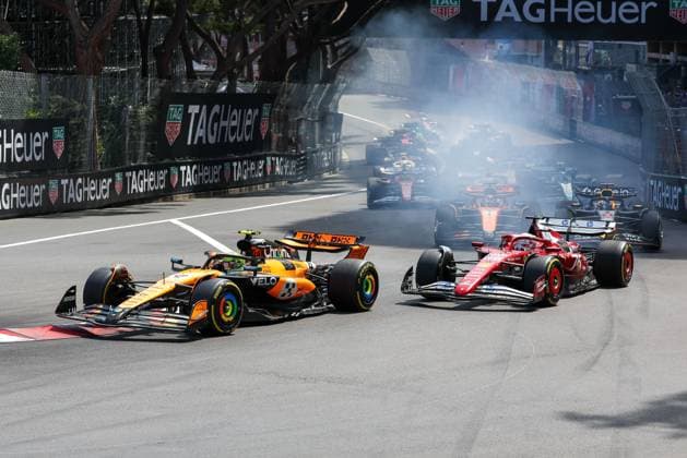 Start, Lando Norris McLaren Formula 1 Team , Charles Leclerc Scuderia Ferrari HP , Oscar Piastri McLaren Formula 1 Team , Max Verstappen Oracle Red Bull Racing , Race, Monaco Grand Prix, Motorsport, Men, Formula 1, 25 05 2025 Monte Carlo Monaco MCO Copyright: xkolbert-press ChristianxKolbertx