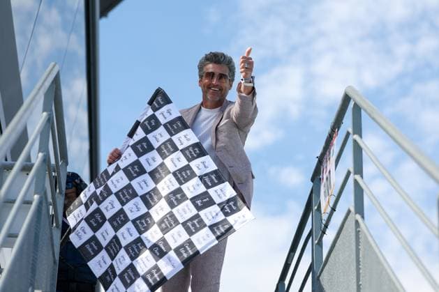 Actor Patrick Dempsey with the chequered flag, Race, Monaco Grand Prix, Motorsport, Men, Formula 1, 25 05 2025 Monte Carlo Monaco MCO Copyright: xkolbert-press ChristianxKolbertx