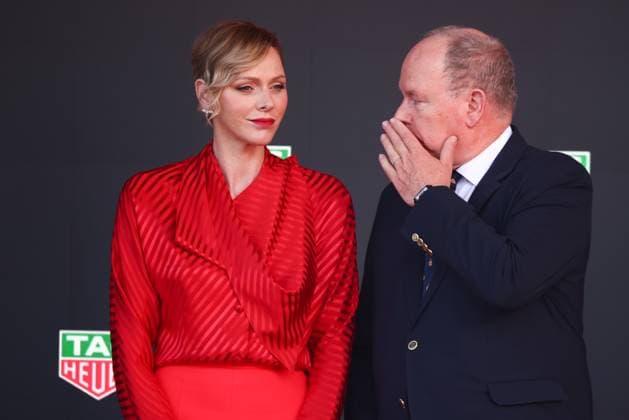 F1 2025 Monaco Grand Prix Charlene, Princess of Monaco, and Albert II, Prince of Monaco on the podium during the F1 Grand Prix of Monaco at Circuit de Monaco on May 25, 2025 in Monte-Carlo, Monaco. Monte Carlo Monaco  Copyright: xBeataxZawrzelx originalFilename:zawrzel-f12025mo250525_npPxC.jpg