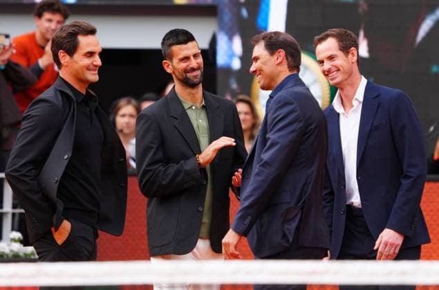 Tennis, French Open, Rafael Nadal wird mit Abschiedszeremonie geehrt Rafa Nadal is honoured in a farewell ceremony on Philippe Chatrier Court and is joined by Roger Federer, Novak Djokovic and Andy Murray French Open Tennis, Day One, Tennis, Roland Garros, Paris, France - 25 May 2025 EDITORIAL USE ONLY No use with unauthorised audio, video, data, fixture lists, club league logos or live services. Online in-match use limited to 120 images, no video emulation. No use in betting, games or single club league player publications. Copyright: xJavierxGarcia Shutterstockx 15314618cy