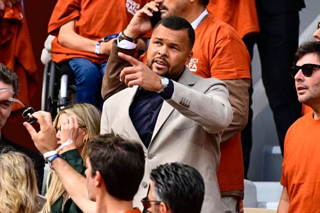 TENNIS : Hommage a Rafael Nadal - Roland Garros 2025 - 25 05 2025 Jo Wilfried Tsonga attends the tribute to Rafael Nadal during the 2025 French Open at Roland Garros on May 25, 2025 in Paris, France. ( Photo Dante Badano PSNewz ) - ParisFrance  Copyright: xx