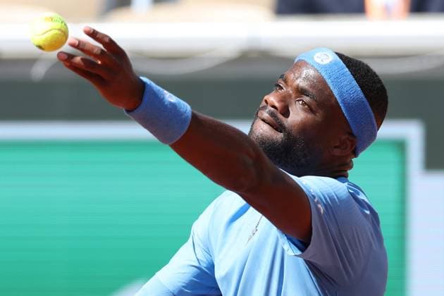 May 25, 2025, Paris, Celestynow, France: FRANCES TIAFOE of USA during the match against Roman Safiullin in the first round of French Open 2025 at Roland Garros in Paris. Tiafoe won 6:4, 7:5, 6:4 Paris France - ZUMAc278 20250525_zsp_c278_023 Copyright: xMarcinxCholewinskix