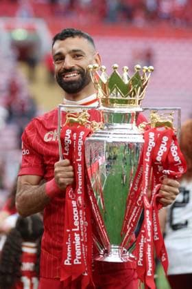 Mohamed Salah of Liverpool with the Premier League trophy as Liverpool are crowned champions for the 2024-2025 season Liverpool v Crystal Palace, Premier League, Football, Anfield, Liverpool, UK - 25 May 2025 EDITORIAL USE ONLY No use with unauthorised audio, video, data, fixture lists, club league logos or live services. Online in-match use limited to 120 images, no video emulation. No use in betting, games or single club league player publications. Copyright: xPaulxGreenwood Shutterstockx 15316427ae