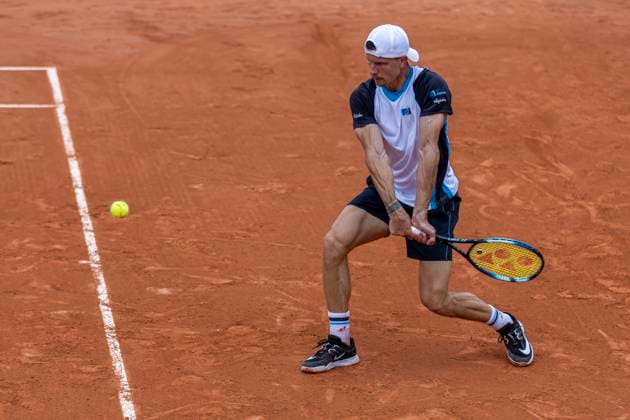 2025 French Open - Day One Marton Fucsovics returns the ball against Tristan Schoolkate at the Roland Garros Grand Slam Tournament on May 25, 2025, in Paris, France. Paris France  Copyright: xRobertxSzaniszlox originalFilename:szaniszlo-notitle250525_npk9R.jpg