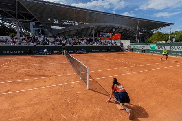 2025 French Open - Day One Luca Nardi returns the ball against Fabian Marozsan at the Roland Garros Grand Slam Tournament on May 25, 2025, in Paris, France. Paris France  Copyright: xRobertxSzaniszlox originalFilename:szaniszlo-notitle250525_npYbt.jpg