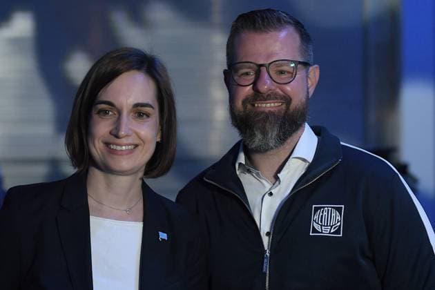 Soccer 2 Bundesliga General Meeting of Hertha B S C e V on 25 05 2025 at Messe Berlin in Berlin Anne Noske Vice President Berlin , left Fabian Drescher President Berlin , right xRx