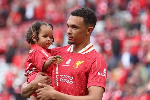 Trent Alexander-Arnold of Liverpool as the team are crowned champions for the 2024-2025 season Liverpool v Crystal Palace, Premier League, Football, Anfield, Liverpool, UK - 25 May 2025 EDITORIAL USE ONLY No use with unauthorised audio, video, data, fixture lists, club league logos or live services. Online in-match use limited to 120 images, no video emulation. No use in betting, games or single club league player publications.  Copyright: xPaulxGreenwood Shutterstockx 15316427cr