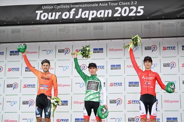 (L-R) Benjamin Dyball (VCH), Alessandro Fancellu (JCL), Simone Raccani (JCL), MAY 25, 2025 - Cycling : Tour of Japan 2025 8th stage Award ceremony Speed Channel Tokyo in Tokyo, Japan. Noxthirdxpartyxsales  (291778484)