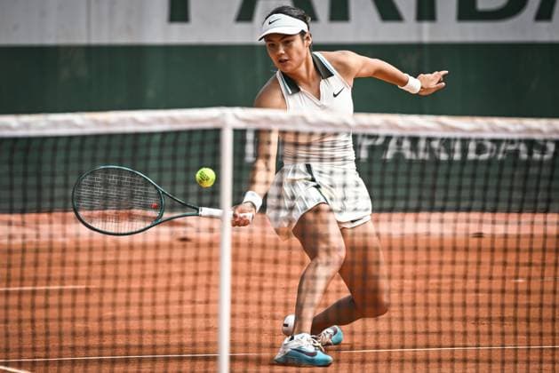 May 26, 2025, Paris, France, France: Emma RADUCANU of Great Britain during the second day of Roland-Garros 2025, French Open 2025, Grand Slam tennis tournament at Roland-Garros Stadium on May 26, 2025 in Paris, France. Paris France - ZUMAm308 20250526_zsp_m308_003 Copyright: xMatthieuxMirvillex
