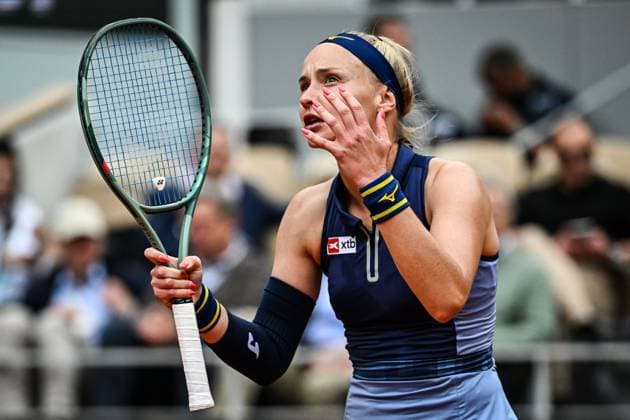 May 26, 2025, Paris, France, France: Rebecca SRAMKOVA of Slovakia looks dejected during the second day of Roland-Garros 2025, French Open 2025, Grand Slam tennis tournament at Roland-Garros Stadium on May 26, 2025 in Paris, France. Paris France - ZUMAm308 20250526_zsp_m308_022 Copyright: xMatthieuxMirvillex