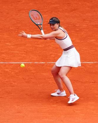 Paula Badosa in first round action French Open Tennis, Day Two, Tennis, Roland Garros, Paris, France - 26 May 2025 EDITORIAL USE ONLY No use with unauthorised audio, video, data, fixture lists, club league logos or live services. Online in-match use limited to 120 images, no video emulation. No use in betting, games or single club league player publications. Copyright: xJavierxGarcia Shutterstockx 15314619au