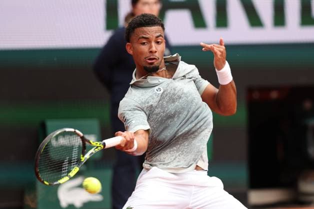 ROLAND GARROS 2025 Thierry Larret MAXPPP - PARIS (75) 26 05 2025 Thierry Larret Maxppp. Tennis. Roland Garros 2025. Internationaux de France de tennis. Stade Roland Garros, Paris (75). Le 26 mai. Court Suzanne Lenglen : Nicolas JARRY (CHI) VS Arthur FILS (FRA) - Tennis. Roland Garros 2025. French Open tennis tournament. Roland Garros Stadium, Paris (75) PARIS (75) STADE ROLAND GARROS PARIS ILE DE FRANCE FRANCE  Copyright: xMAXPPPxThierryxLarretx TLR202505268862 TLR202505268862