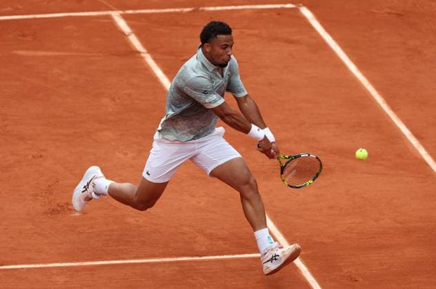 Arthur Fils of France in action French Open Tennis, Day Two, Tennis, Roland Garros, Paris, France - 26 May 2025 EDITORIAL USE ONLY No use with unauthorised audio, video, data, fixture lists, club league logos or live services. Online in-match use limited to 120 images, no video emulation. No use in betting, games or single club league player publications. Copyright: xEllaxLing Shutterstockx 15318997x