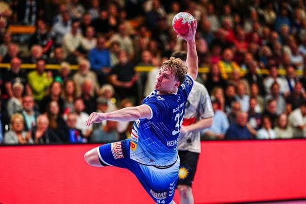 Throw Goal Thore Kjell Heinemann VfL Luebeck Schwartau, 34 GER, VfL Luebeck Schwartau vs Bergischer HC, Handball, 2 Bundesliga, Matchday 32, Season 2024 2025, 26 05 2025 GER, VfL Luebeck Schwartau vs Bergischer HC, Handball, 2 Bundesliga, Matchday 32, Season 2024 2025, 26 05 2025 Luebeck Copyright: xEibner-Pressefoto MarcelxvonxFehrnx EP_MFN