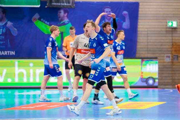 Niko Blaauw Nr 17, VfL Luebeck Schwartau rejoices VfL Luebeck Schwartau vs Bergischer HC, Handball, 2 Bundesliga, 26 05 25 Luebeck Schleswig Holstein Germany Copyright: xAgentur54Gradx xFelixxKoenigx