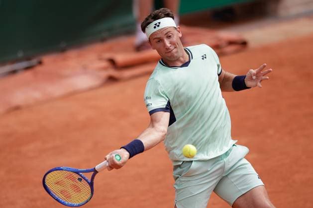 Paris 26 05 2025 xABx Tennis French Open 2025 Roland Garros, Casper Ruud NOR Albert Ramos Vinolas ESP v l , Casper Ruud NOR plays a forehand Copyright: HMBxMedia AntonioxBorga