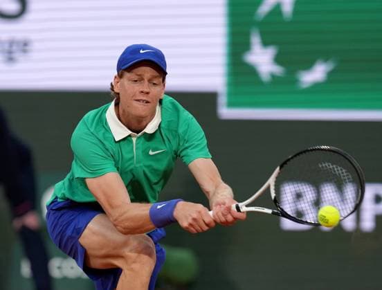 TENNIS - French Open 2025 PARIS,FRANCE,26.MAY.25 - TENNIS - ATP, Tennis Herren World Tour, French Open, Roland Garros, Grand Slam. Image shows Jannik Sinner (ITA).  GEPAxpictures xMichaelxRiedler