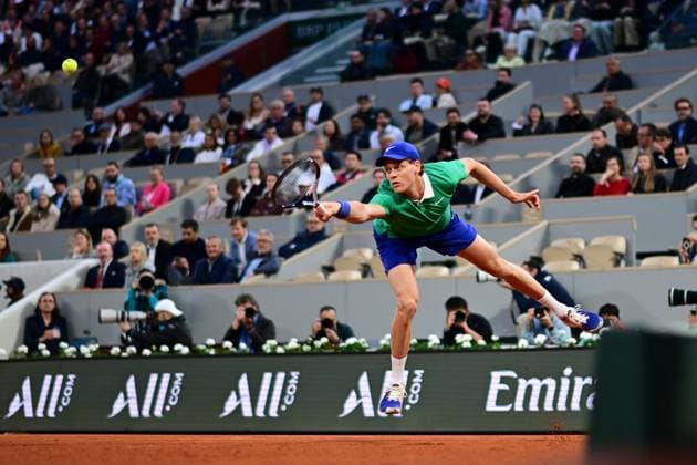 TENNIS : Roland Garros 2025 - Internationaux de France - 26 05 2025 Jannik Sinner ( Italy ) during the 2025 French Open at Roland Garros on May 26, 2025 in Paris, France. ( Photo Dante Badano PSNewz ) - ParisFrance  Copyright: xx