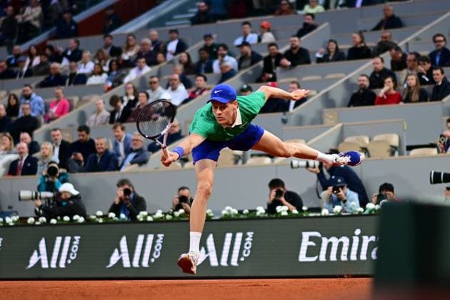 TENNIS : Roland Garros 2025 - Internationaux de France - 26 05 2025 Jannik Sinner ( Italy ) during the 2025 French Open at Roland Garros on May 26, 2025 in Paris, France. ( Photo Dante Badano PSNewz ) - ParisFrance  Copyright: xx
