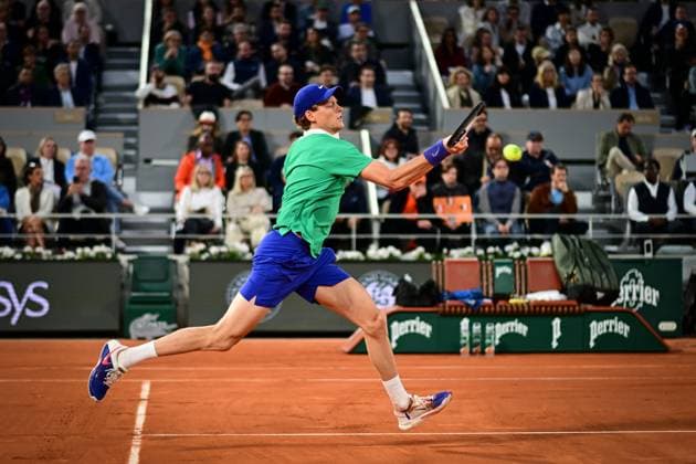 TENNIS : Roland Garros 2025 - Internationaux de France - 26 05 2025 Jannik Sinner ( Italy ) during the 2025 French Open at Roland Garros on May 26, 2025 in Paris, France. ( Photo Dante Badano PSNewz ) - ParisFrance  Copyright: xx