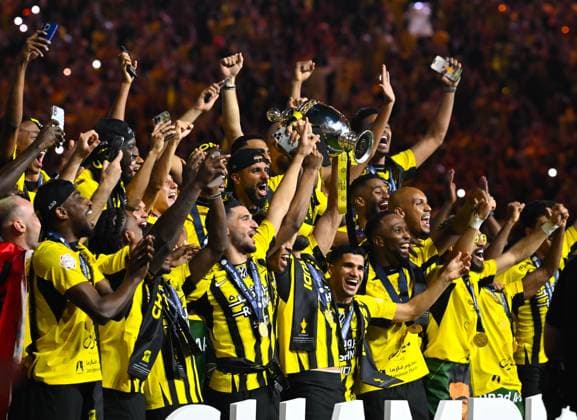 Bilder des Jahres 2025, Sport 05 Mai JEDDAH, SAUDI ARABIA - MAY 26: League champion Saudi during the Saudi Pro League match between Al-Ittihad v damc Saudi at King Abdullah Sports City on MAY26 , 2025 in Jeddah, Saudi Arabia .