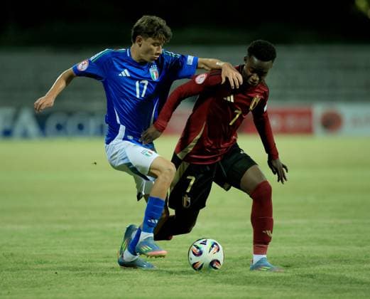 Belgium vs Italy during the UEFA European Under-17 Championship 2024 25 Group B, in Durres, Albania on May 26, 2025. Valerio Maccaroni of Italy and Jessi Da Silva of Belgium fight for the ball during the UEFA European Under-17 Championship 2024 25 Group B football match Belgium vs Italy at the Niko Dovana stadium in Durres, Albania, on May 26, 2025. DURRES ALBANIA Copyright: xADNANxBECIx