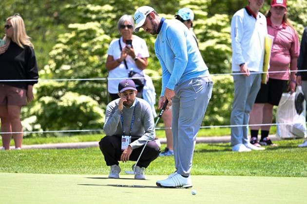 May 26, 2025: Patrick Cantlay (USA) putts on the putting green at the Memorial Tournament in Dublin, Ohio. Cal Media Dublin USA - ZUMAc04_ 20250526_zma_c04_014 Copyright: xBrentxClarkx