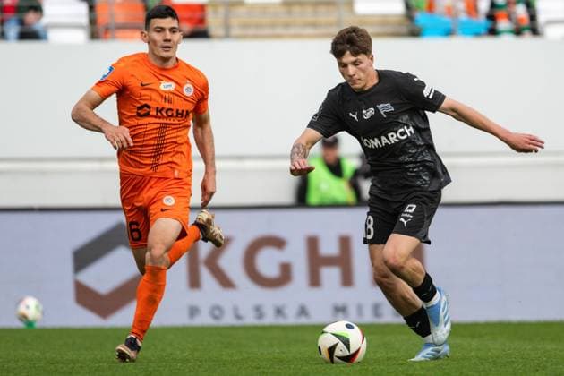 Lubin 24.05.2025 PILKA NOZNA MECZ 34. KOLEJKA PKO EKSTRAKLASA SEZON 2024 25 KGHM Zaglebie Lubin - Cracovia n z Josip Corluka Filip Rozga FOT. P.Dziurman 400mm.pl NEWSPIX.PL --- newspix.pl  15560158  imago images 0820640446