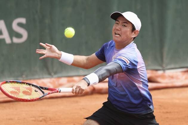 Tennis: French Open Yoshihito Nishioka of Japan plays against Alexei Popyrin of Australia in the men s singles first round at the French Open tennis tournament in Paris on May 26, 2025.  A14AA0004601213P