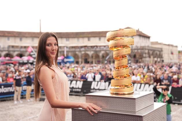 The trophy during the stage 16 of the Giro d™Italia from Piazzola sul Brenta to San Valentino (Brentonico), Italy - Tuesday, May 27, 2025. - cycling.  Copyright: xMassimoxPaolone LaPressex