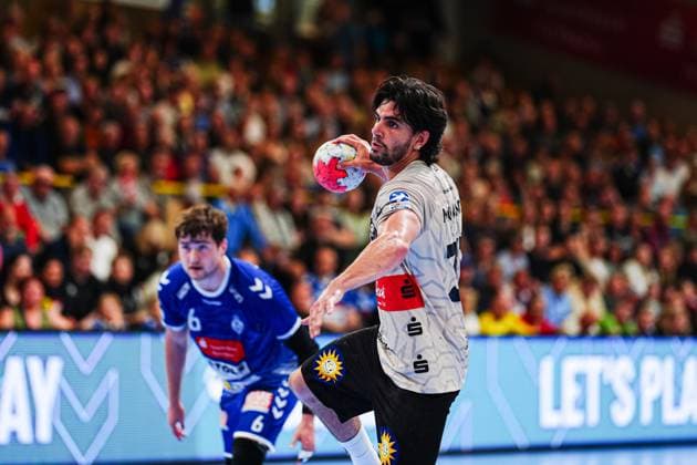 7 meter throw goal Eloy Morante Maldonado Bergischer HC, 33 GER, VfL Luebeck Schwartau vs Bergischer HC, Handball, 2 Bundesliga, Matchday 32, Season 2024 2025, 26 05 2025 GER, VfL Luebeck Schwartau vs Bergischer HC, Handball, 2 Bundesliga, Matchday 32, Season 2024 2025, 26 05 2025 Luebeck Copyright: xEibner-Pressefoto MarcelxvonxFehrnx EP_MFN