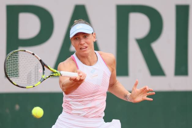 Belgian Yanina Wickmayer pictured in action during a match between Belgian Wickmayer and Belarusian Azarenka in the first round of the Women s Singles at the Roland Garros French Open tennis tournament, in Paris, France, Tuesday 27 May 2025. This year s tournament takes place from 25 May to 08 June. BENOITxDOPPAGNE  x125461502x