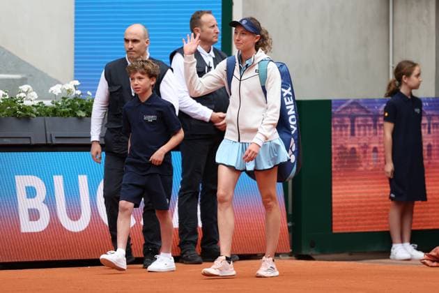 ROLAND GARROS 2025 Thierry Larret MAXPPP - PARIS (75) 27 05 2025 Thierry Larret Maxppp. Tennis. Roland Garros 2025. Internationaux de France de tennis. Stade Roland Garros, Paris (75). Le 27 mai. Court Suzanne Lenglen : Mirra ANDREEVA (RUS) vs Cristina BUCSA (ESP) - Tennis. Roland Garros 2025. French Open tennis tournament. Roland Garros Stadium, Paris (75) PARIS (75) STADE ROLAND GARROS PARIS ILE DE FRANCE FRANCE  Copyright: xMAXPPPxThierryxLarretx TLR202505279644 TLR202505279644