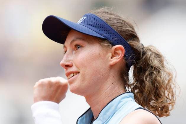 May 27, 2025, Paris, Paris, France: Cristina Bucsa (ESP) in action during the tennis Grand Slam of Roland Garros 2025,match between Mirra Andreeva (RUS) and Cristina Bucsa (ESP) at Roland Garros Stadium - on May 27 2025.Paris - France Paris France - ZUMAb253 20250527_zsp_b253_013 Copyright: xLoicxBaratouxx